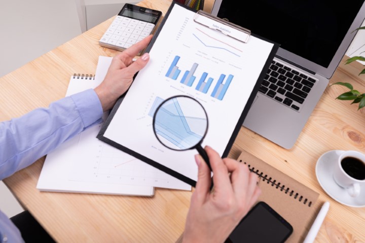 How Closely Does the SEC Watch Voluntary Filers?
