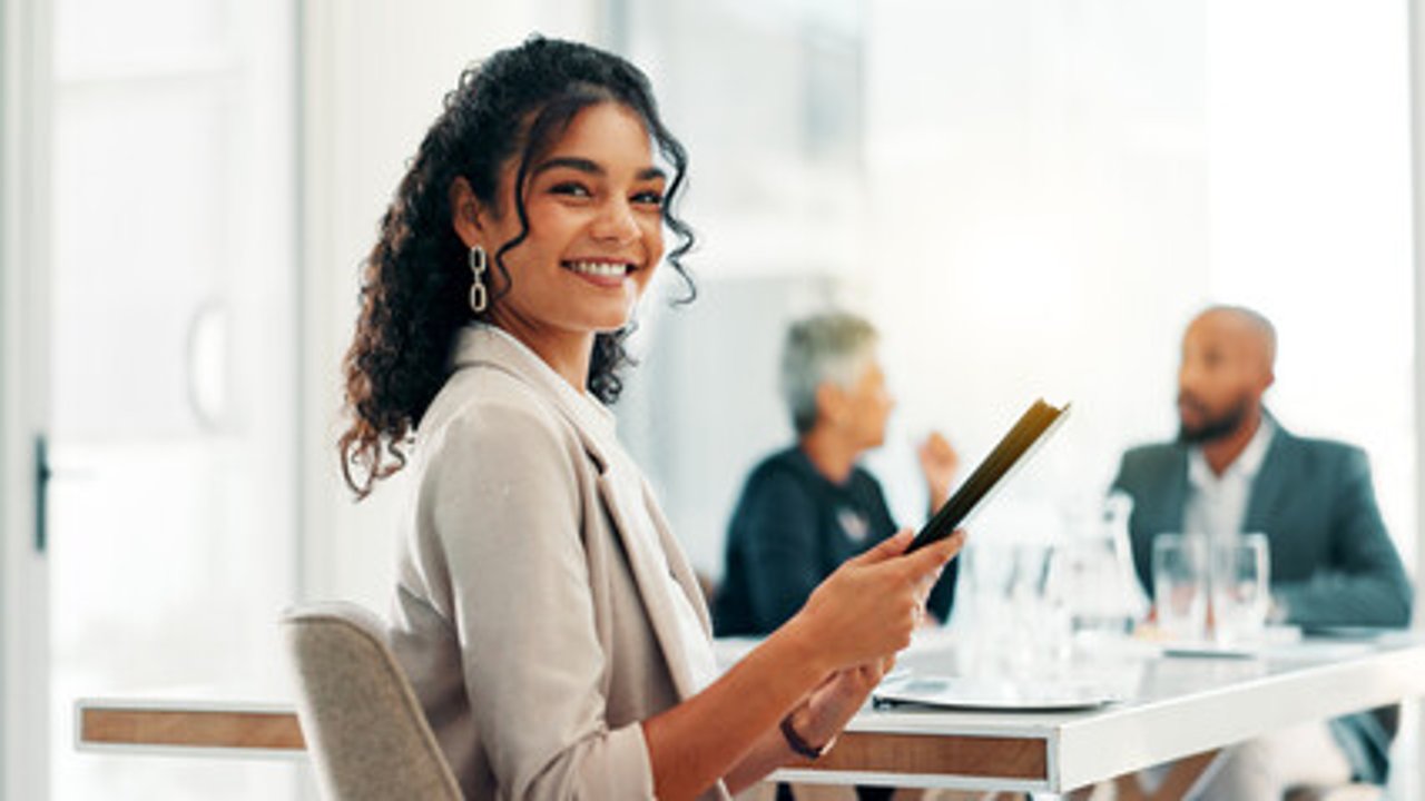 Double Standards: Evaluating Women's Promotability in Finance