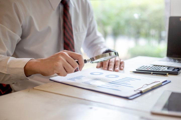 Are Auditors Looking the Other Way on Earnings Manipulation?